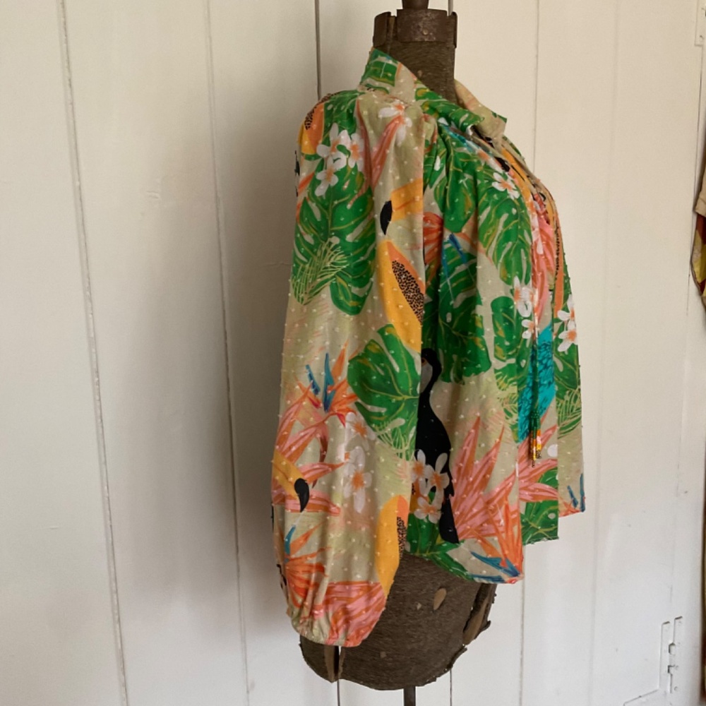 FARM Rio Multicolor Floral Blouse - Picture 5 of 12